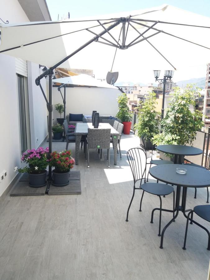Le Tre Gioie Bed & Breakfast ปาแลร์โม ภายนอก รูปภาพ